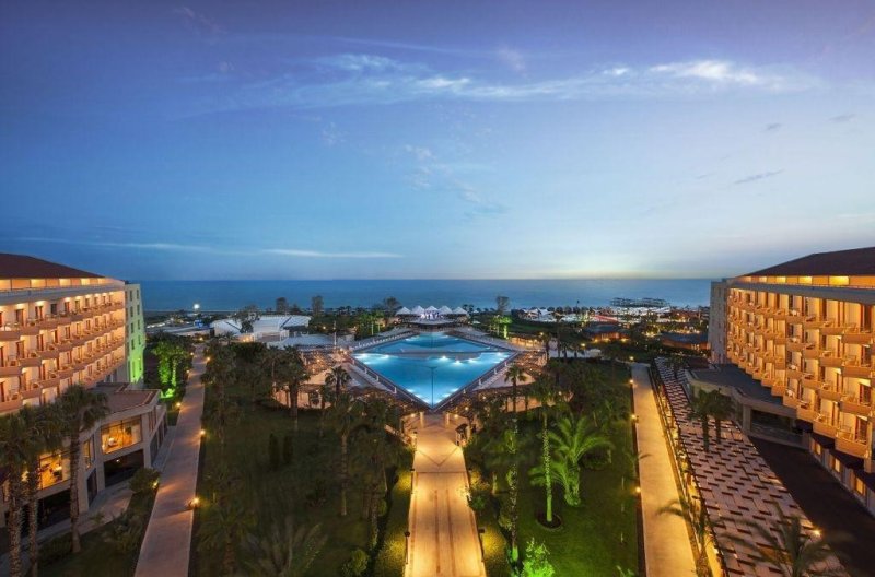 Kaya Belek Belek