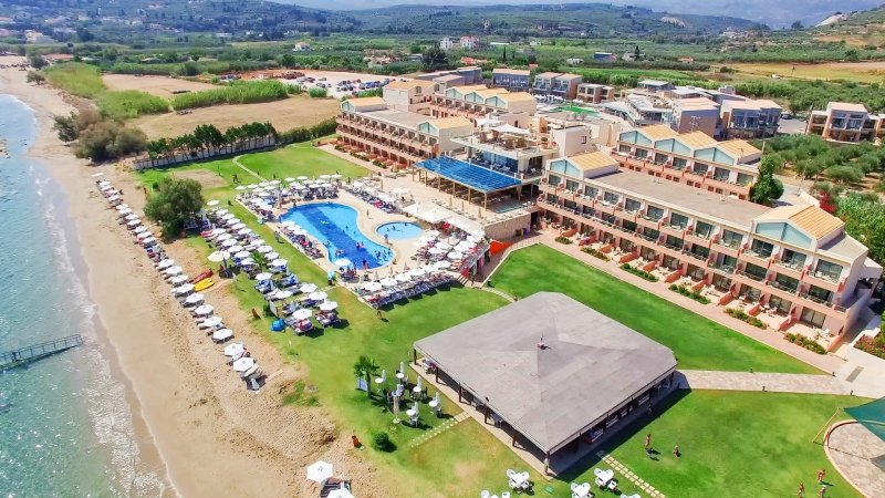 Kréta Kalyves utazás Kiani Beach Resort