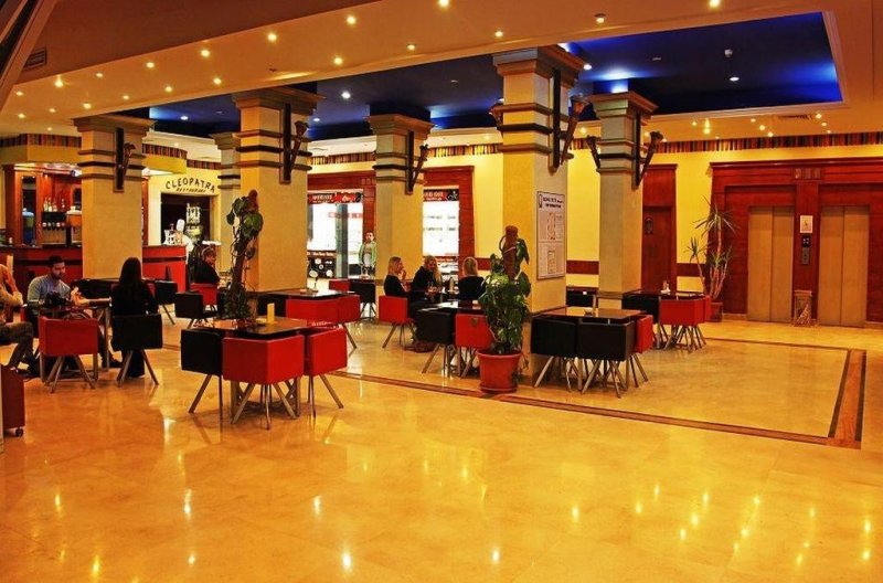 Hurghada utazás King Tut Resort