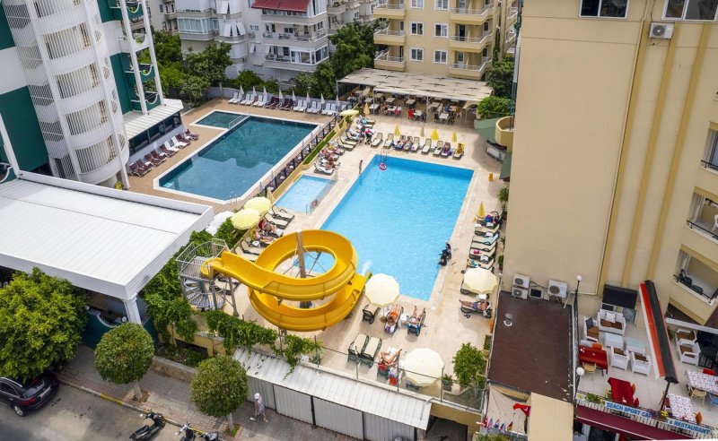 Alanya utazás Kleopatra Beach Hotel