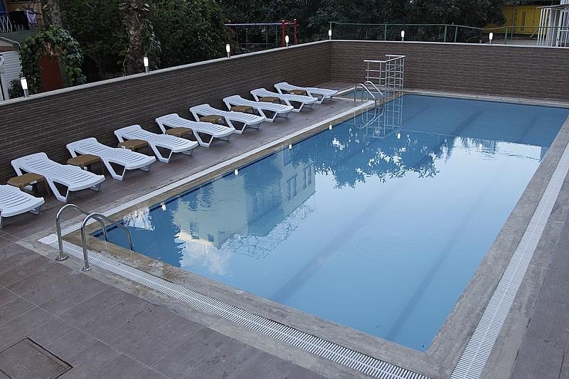 Alanya utazás Kleopatra Blue Hawaii 