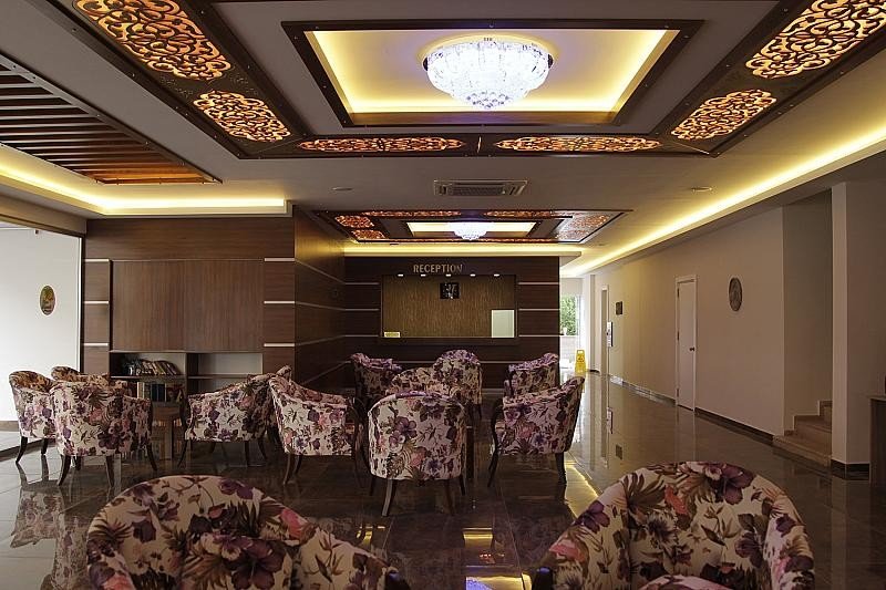 Alanya utazás Kleopatra Blue Hawaii 