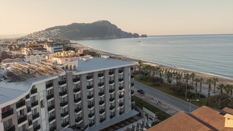 Alanya utazás Kleopatra Dreams Beach