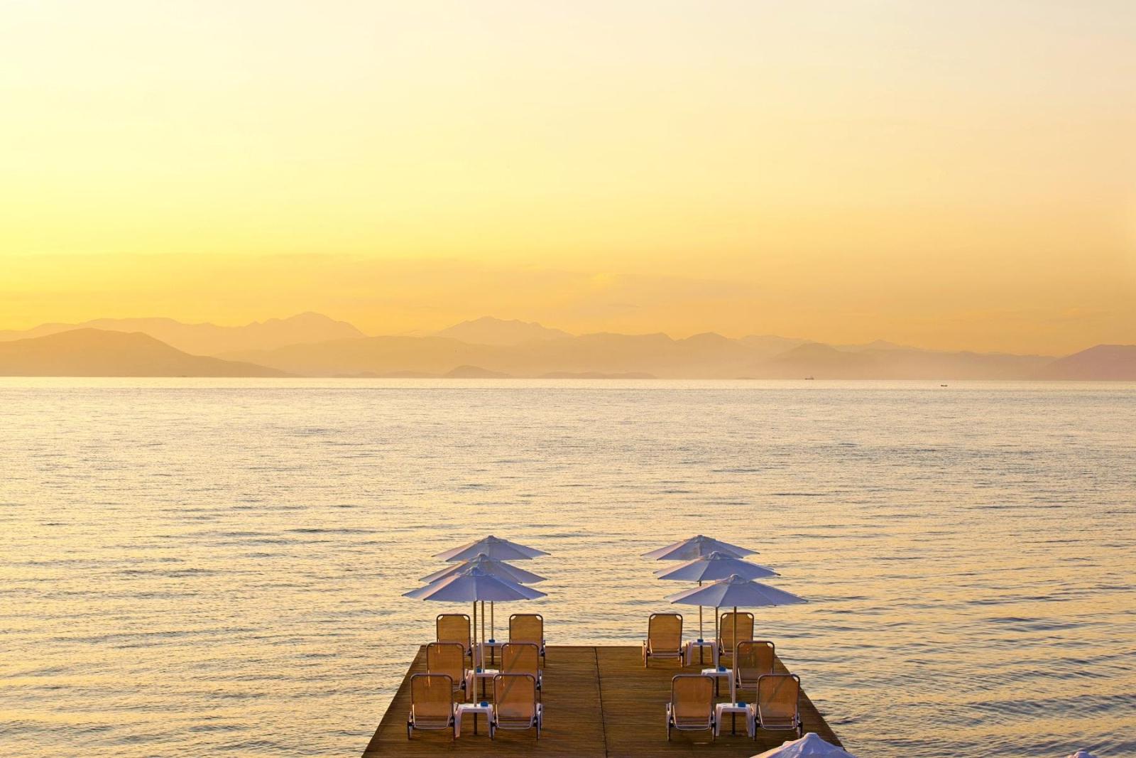 Aeolos Beach Resort Korfu Perama