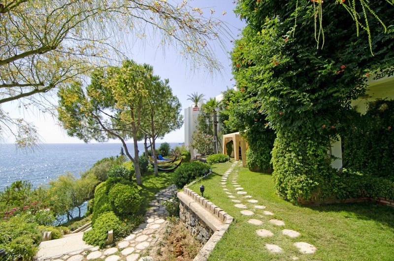 Kusadasi utazás Korumar De Luxe