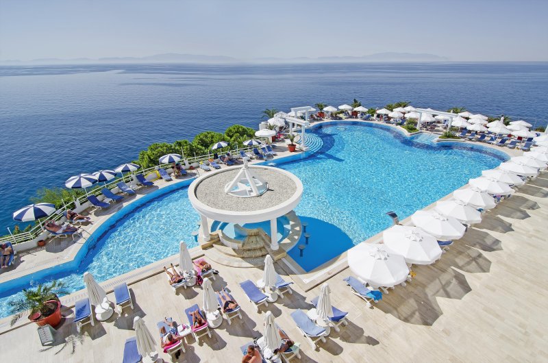 Kusadasi utazás Korumar De Luxe