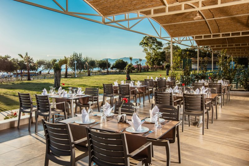 Kusadasi utazás Korumar Ephesus Beach & Spa Resort