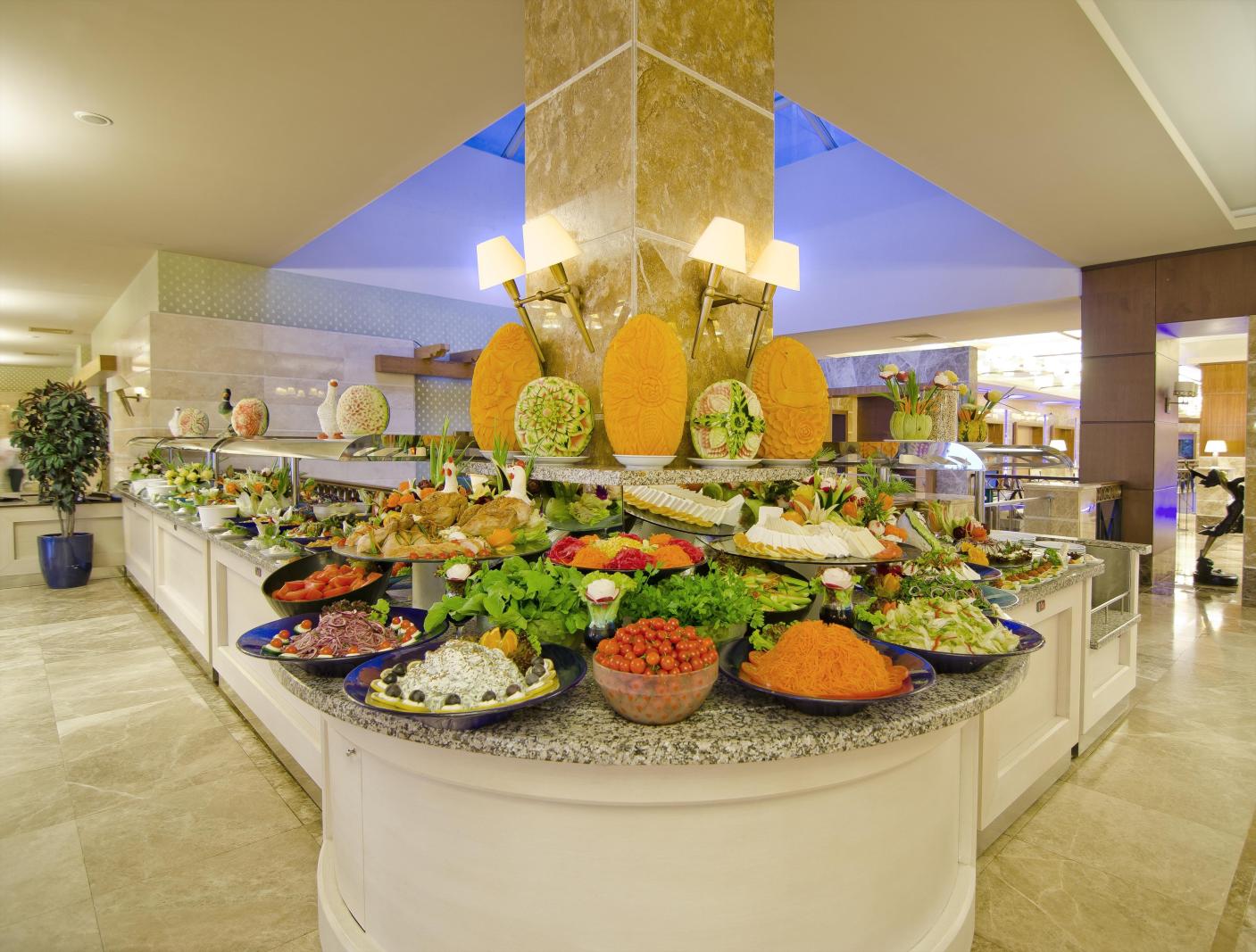 Fantasia Hotel Deluxe Kusadasi