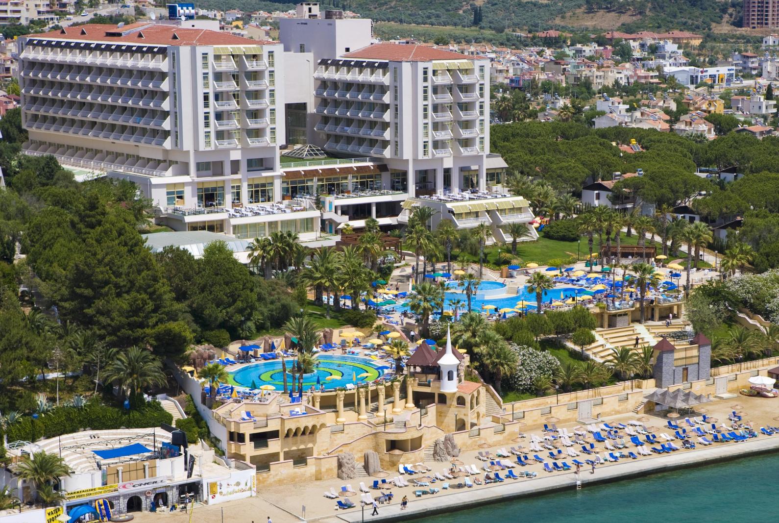 Fantasia Hotel Deluxe Kusadasi