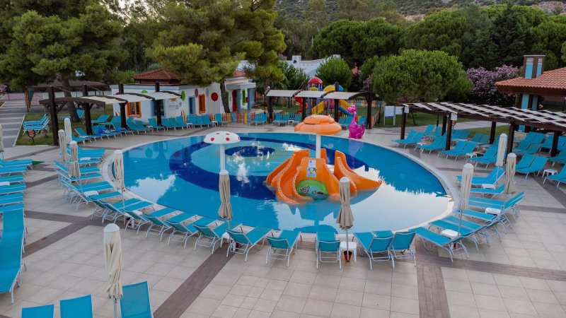 Kusadasi utazás Kustur Club Holiday Village