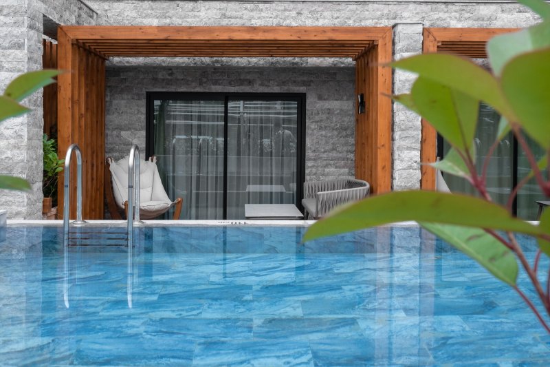 Kétágyas szoba terasza Swim Up