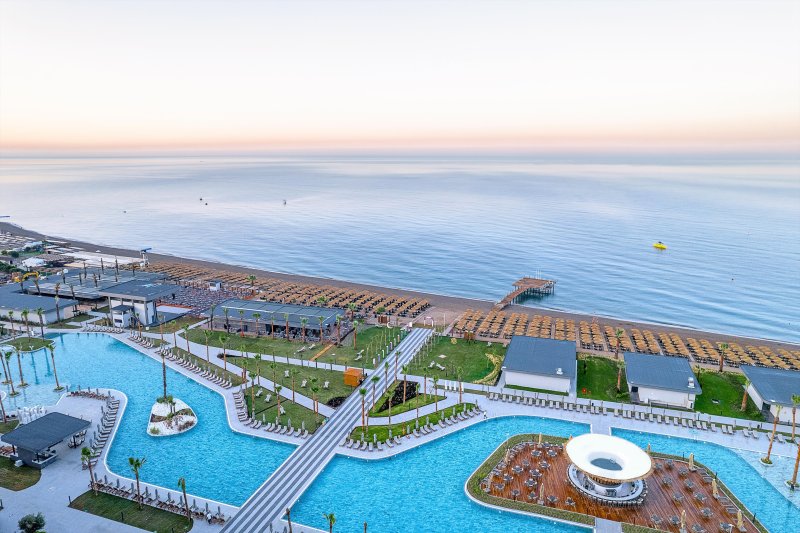 Side utazás Lago Hotel