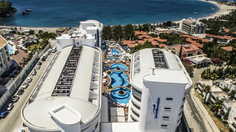 Alanya utazás Laguna Beach Alya 