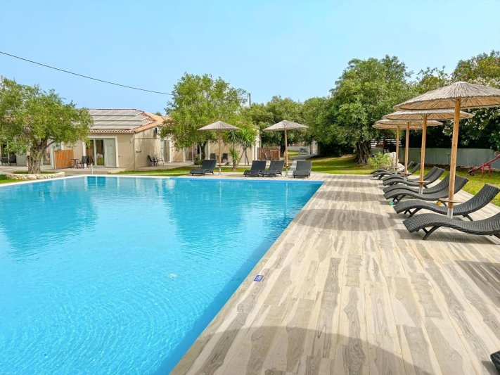 Korfu utazás Laguna Holiday Resort