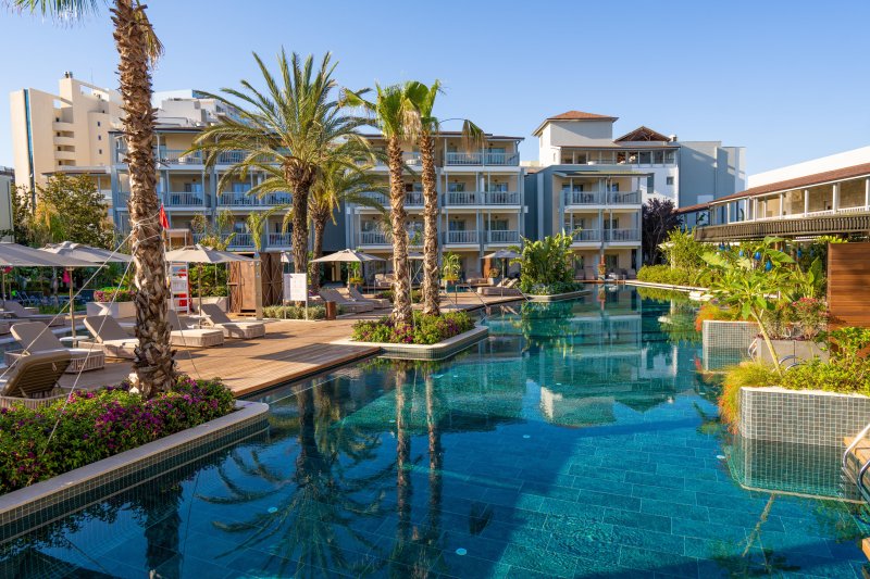 Lara Barut Collection Antalya