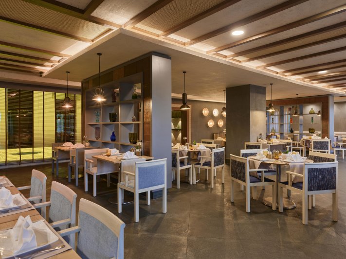 Antalya utazás Lara Barut Collection