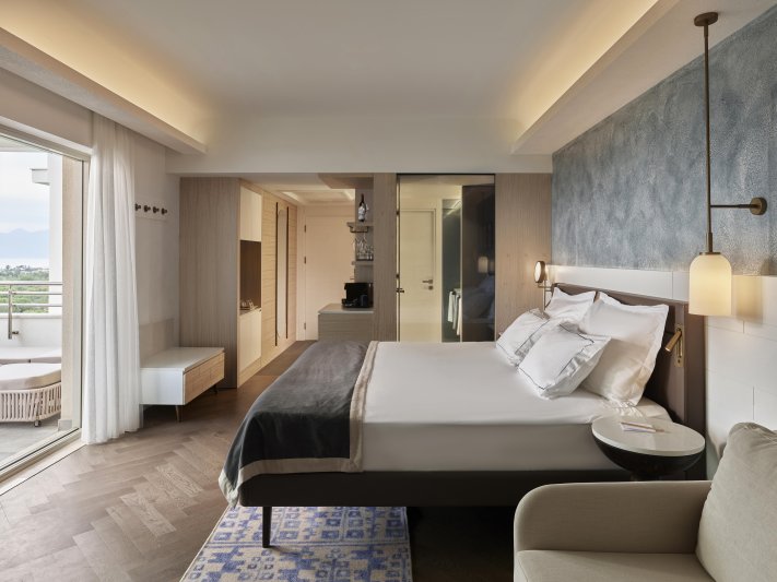 Lakosztály - sarok - főépület