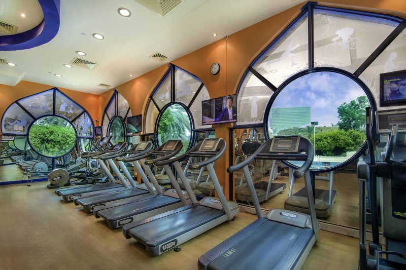 Abu Dhabi utazás Le Meridien Abu Dhabi