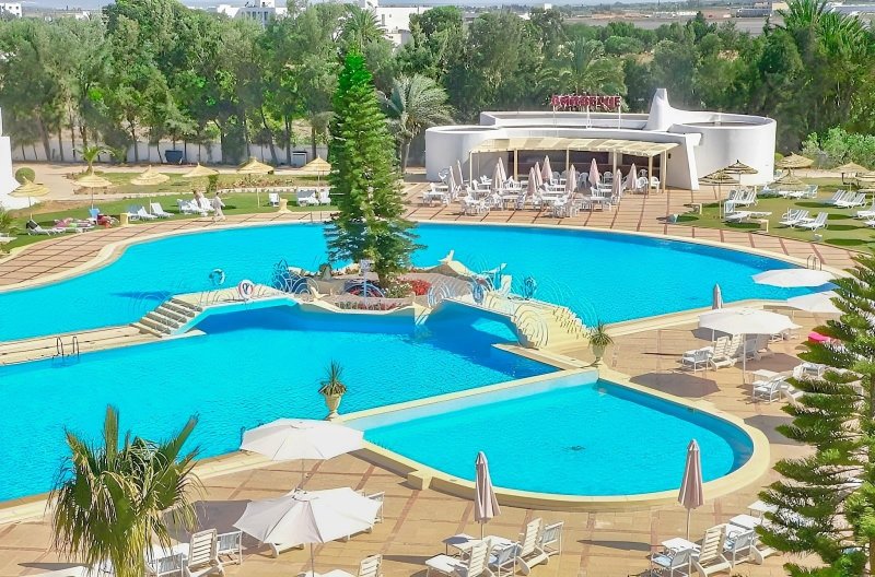 Monastir utazás Liberty