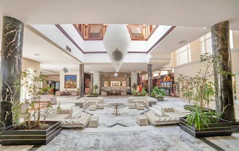 Monastir utazás Liberty