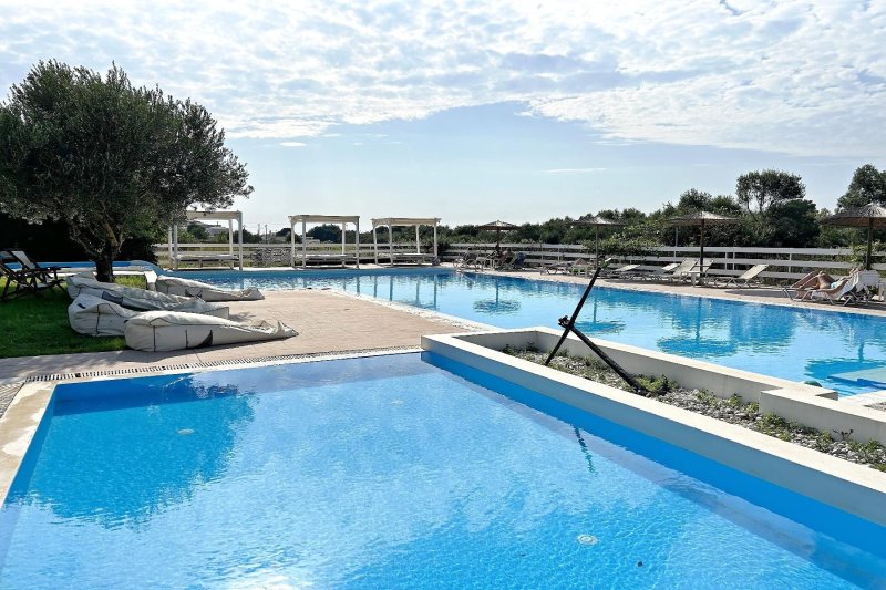 Korfu utazás Likithos Village