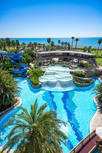 Belek utazás Limak Arcadia