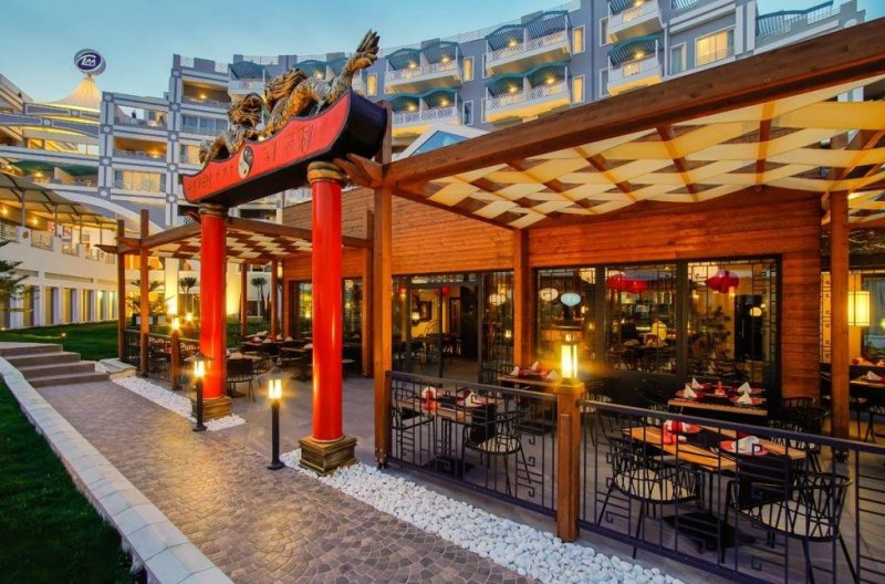 Észak-Ciprus utazás Limak Cyprus Deluxe Hotel