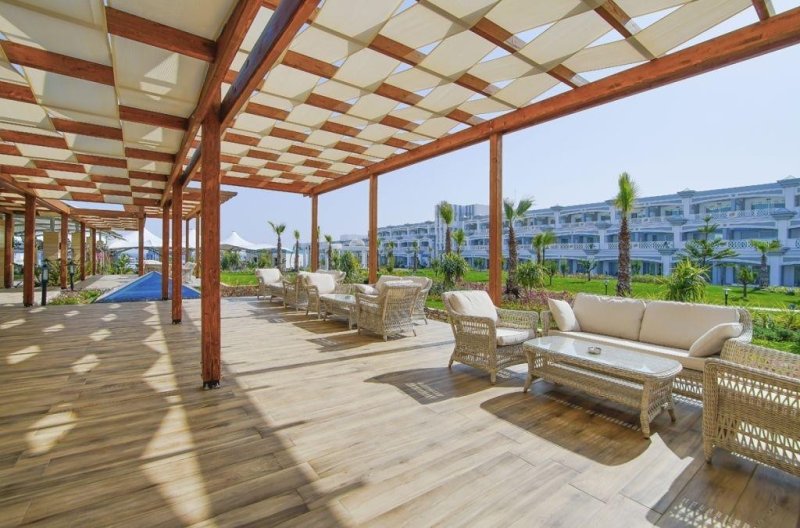 Észak-Ciprus utazás Limak Cyprus Deluxe Hotel