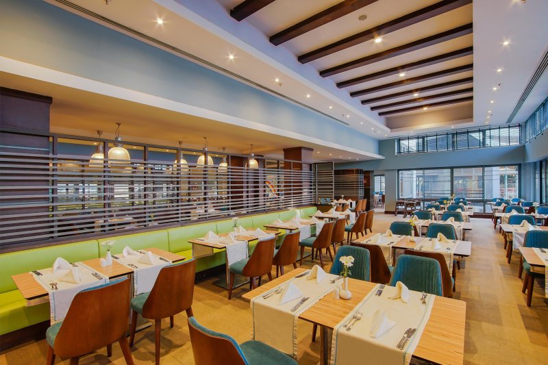 Antalya utazás Limak Lara Deluxe