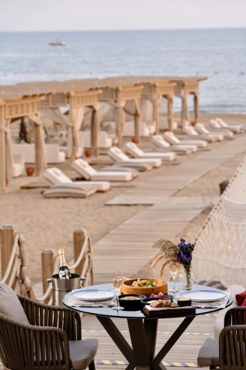 Side utazás Liu Resort