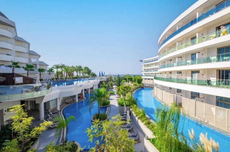 Alanya utazás Long Beach Resort