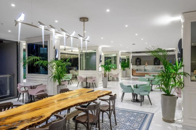 Alanya utazás Long Beach Resort