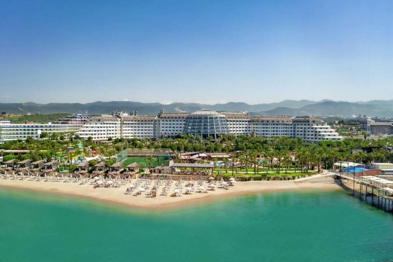 Alanya utazás Long Beach Resort