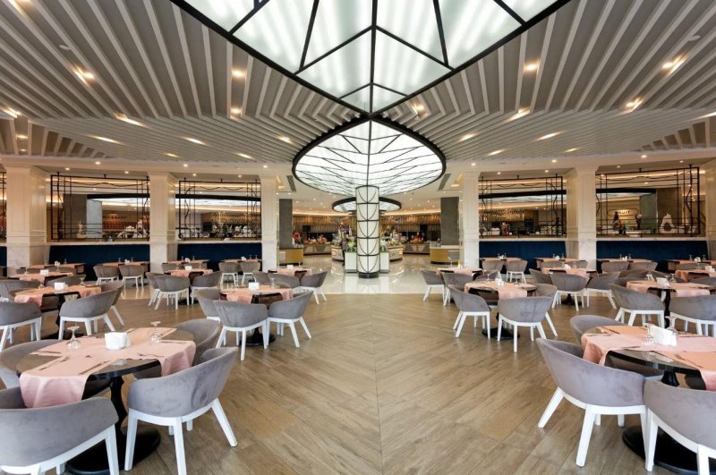 Alanya utazás Long Beach Resort