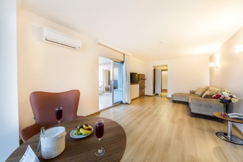 Alanya utazás Lonicera Resort & Spa