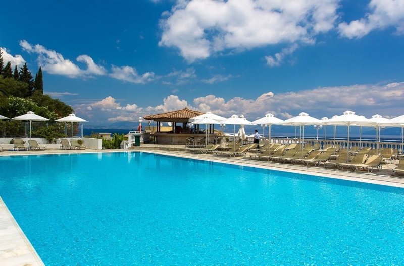 Korfu utazás Louis Ionian Sun