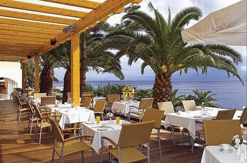 Korfu utazás Louis Ionian Sun