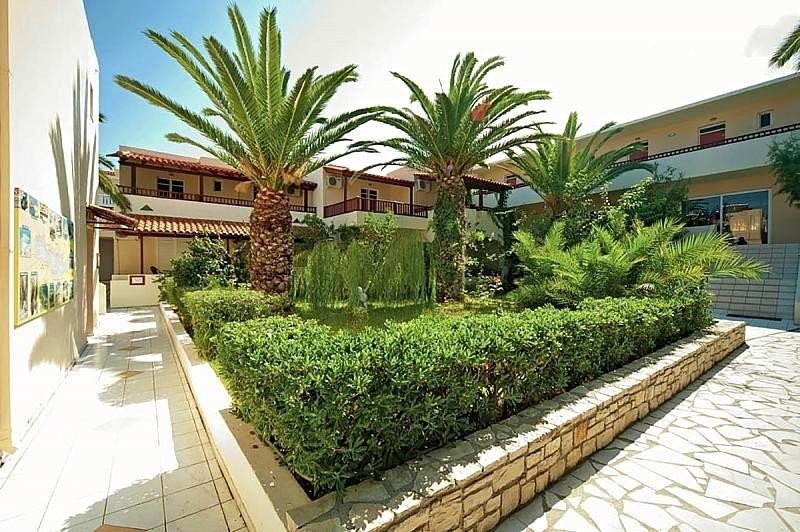 Maravel Land Kréta Adelianos Kampos