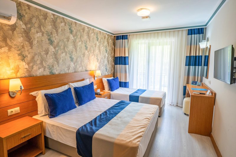 Side utazás Master Family Club