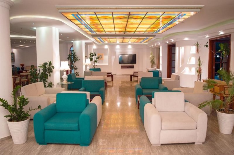 Kréta utazás May Beach