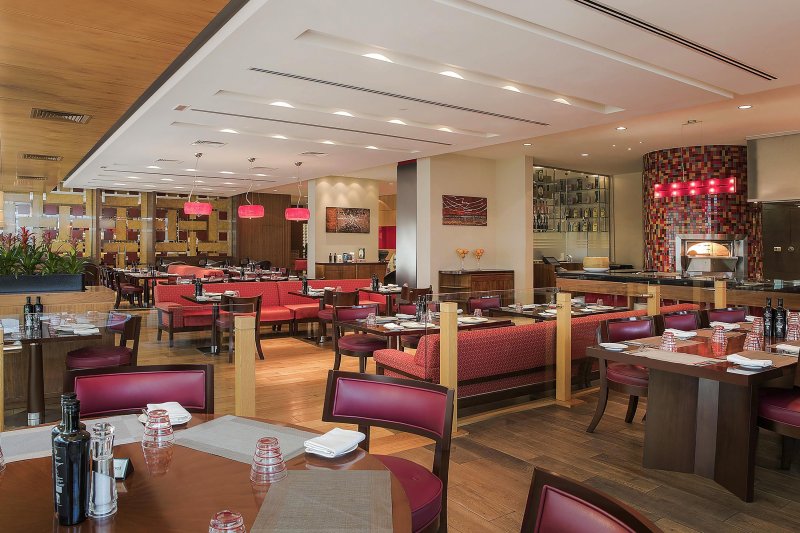 Dubai utazás Radisson Blu Hotel Barsha Heights ex.: Media Rotana