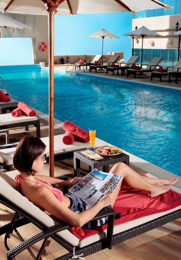 Dubai utazás Radisson Blu Hotel Barsha Heights ex.: Media Rotana