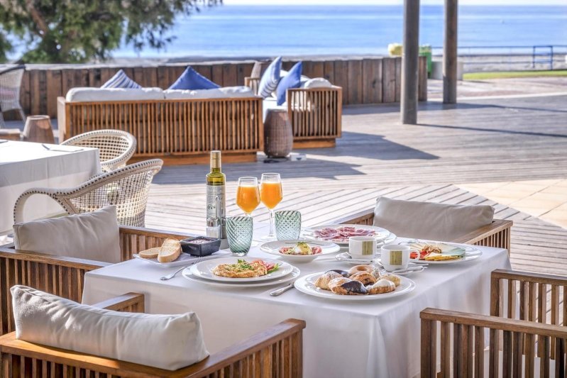 Costa de Almería utazás Mediterraneo Bay Hotel Spa & Resort