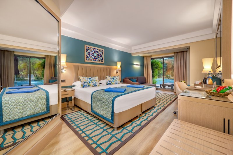 Deluxe lakosztály - közvetlen medencekapcsolattal