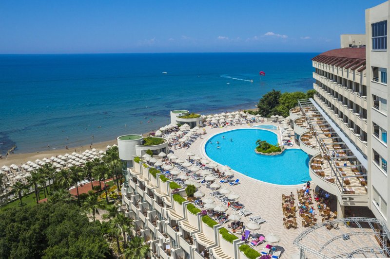 Melas Resort Side