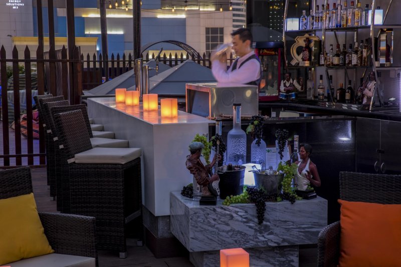 Dubai utazás Millennium Central Downtown 