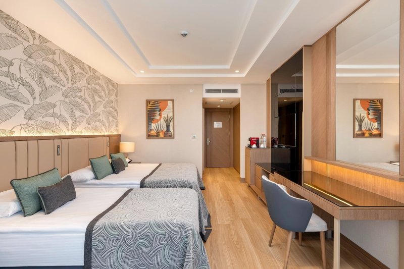 Antalya utazás Miracle Resort