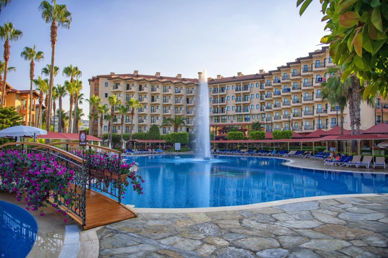 Side utazás Miramare Queen