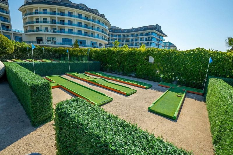 Monachus Hotel & Spa Side