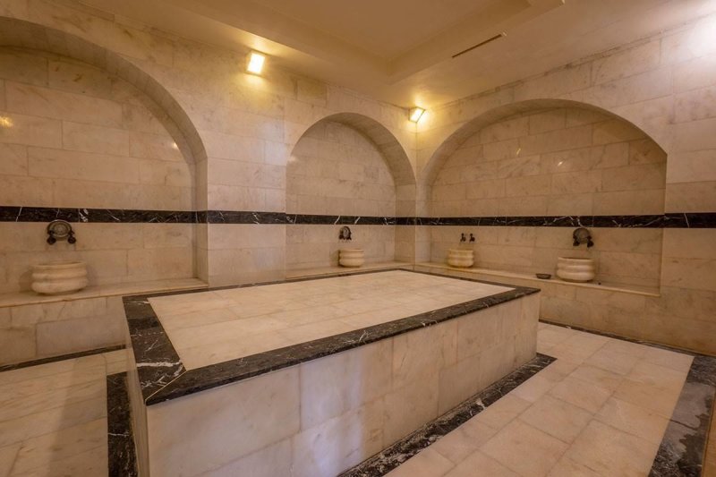 Monachus Hotel & Spa Side